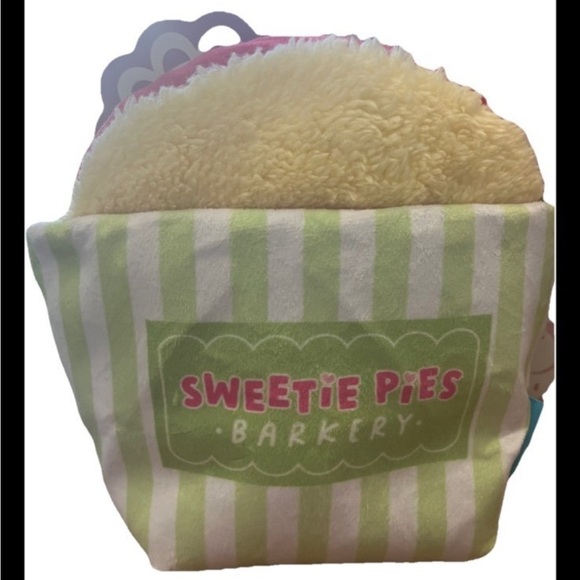 BarkBox Sweetie Pies Barkery Plush Toy Set - Picture 4 of 7
